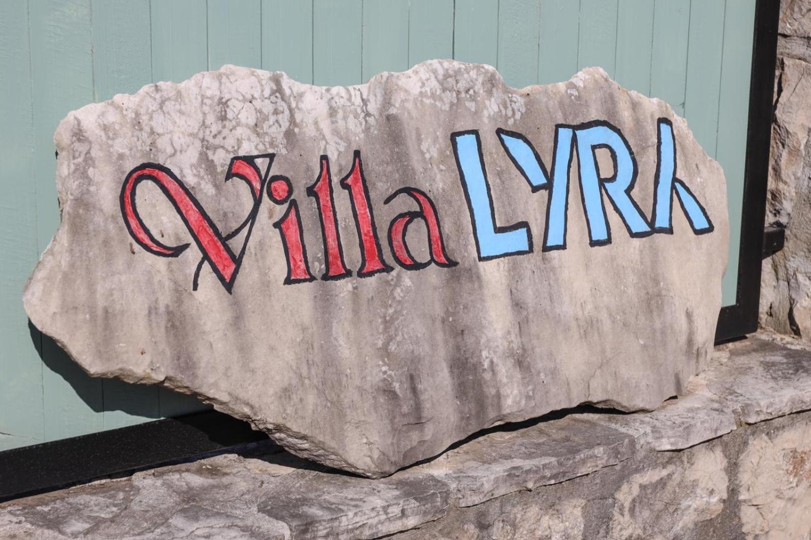 Villa Lyra 트레빈예 외부 사진